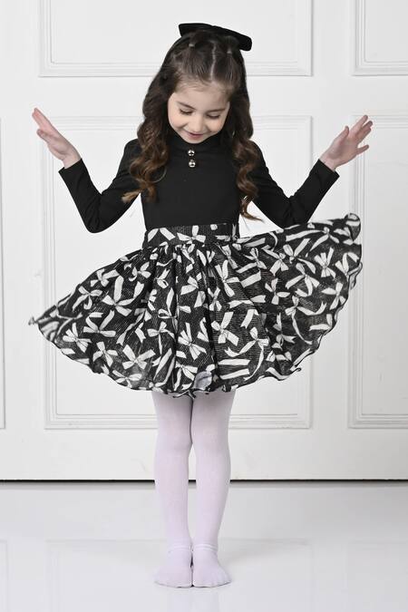 Shop The Pony & Peony Co. Black Cotton Top And Bow Printed Skirt Set Online at Aza Fashions Shop_The Pony & Peony Co._Black Cotton Top And Bow Printed Skirt Set _Online_at_Aza_Fashions