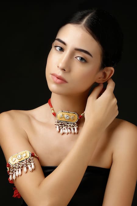Dugran By Dugristyle Gold Plated Pearl Embellished Choker 