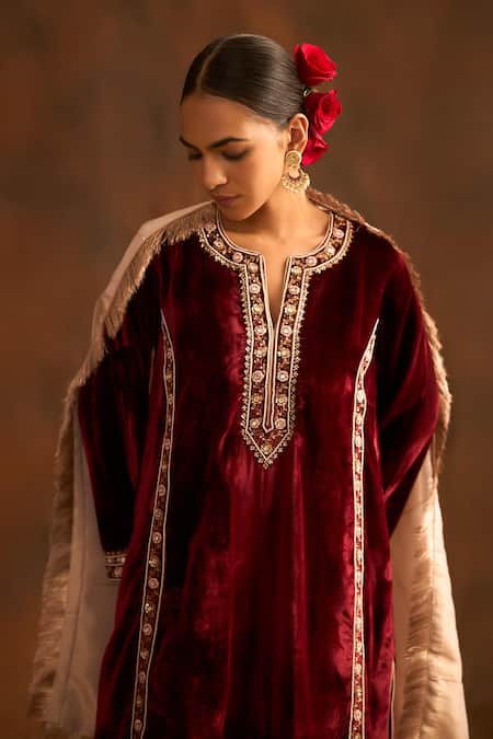 Buy_Kaika_Maroon Velvet, Tissue Pearls Split V-neck Zari Bloom Embroidered Choga Kurta Set_Online_at_Aza_Fashions