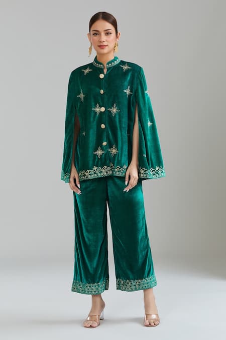Shop Samyukta Singhania Green Velvet Zari Floral Embroidered Jacket Cape Set Online at Aza Fashions Shop_Samyukta Singhania_Green Velvet Zari Floral Embroidered Jacket Cape Set _Online_at_Aza_Fashions