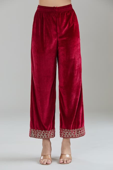 Samyukta Singhania_Maroon Velvet Embroidery, Zari Mandarin Collar Floral Jacket And Pant Set _at_Aza_Fashions