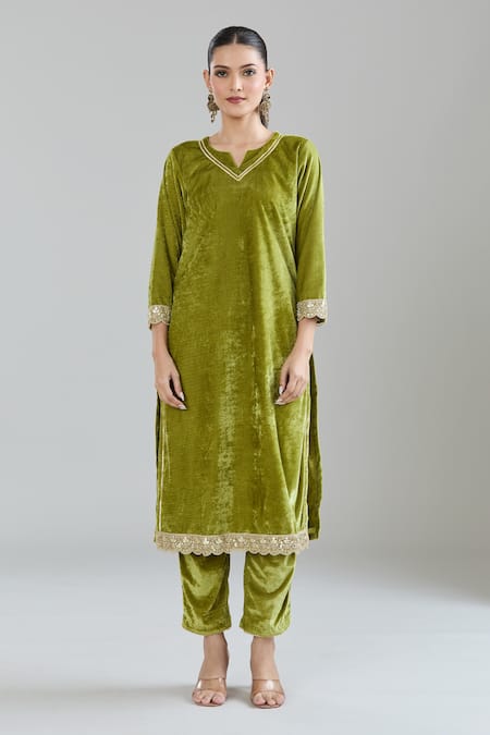 Naintara Bajaj Green Velvet, Linen Gota Patti, Sequins, Zari Split Embroidered Kurta Set Online at Aza Fashions Naintara Bajaj_Green Velvet, Linen Gota Patti, Sequins, Zari Split Embroidered Kurta Set _Online_at_Aza_Fashions