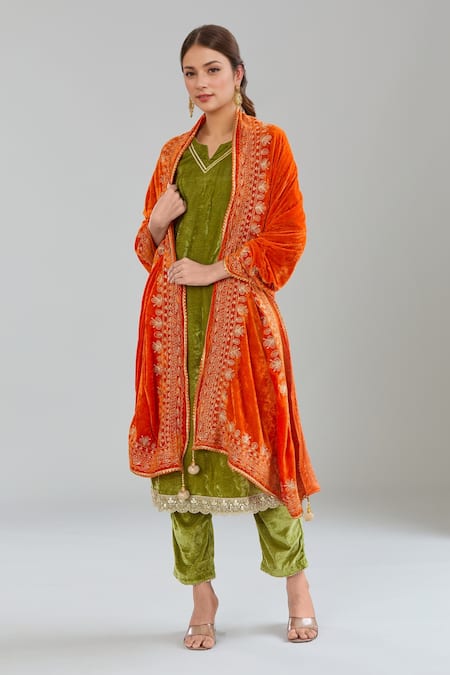 Buy Samyukta Singhania Orange Velvet Tassels Zari Embroidered Dupatta Online at Aza Fashions Buy_Samyukta Singhania_Orange Velvet Tassels Zari Embroidered Dupatta_Online_at_Aza_Fashions