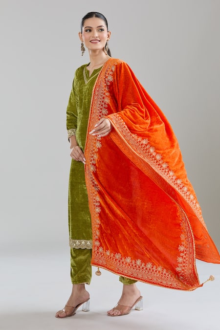 Samyukta Singhania Orange Velvet Tassels Zari Embroidered Dupatta at Aza Fashions Samyukta Singhania_Orange Velvet Tassels Zari Embroidered Dupatta_at_Aza_Fashions