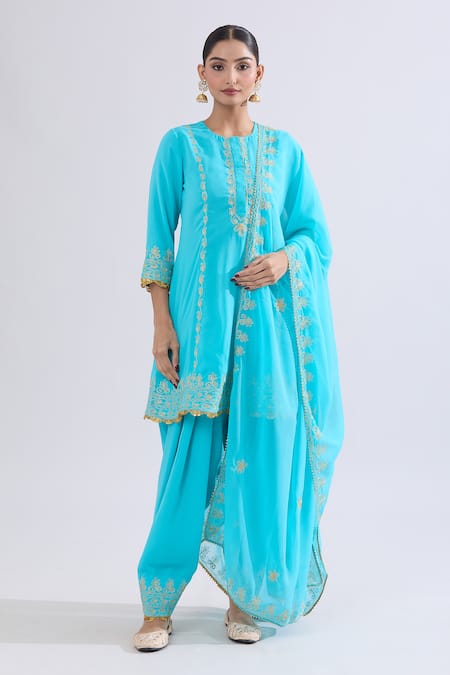 Samyukta Singhania Turquoise Georgette Embroidery, Diamonds Round Neck Dori Kurta Set at Aza Fashions Samyukta Singhania_Turquoise Georgette Embroidery, Diamonds Round Neck Dori Kurta Set _at_Aza_Fashions