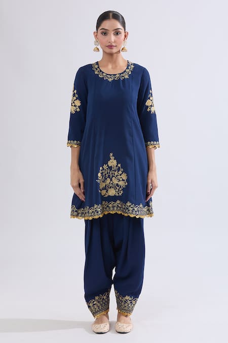 Buy_Samyukta Singhania_Blue Georgette Embroidery Round Neck Dori Kurta Salwar Set _Online_at_Aza_Fashions