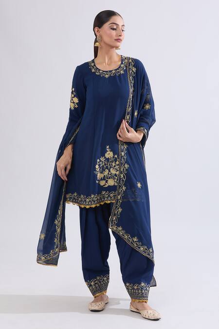 Buy_Samyukta Singhania_Blue Georgette Embroidery Round Neck Dori Kurta Salwar Set 