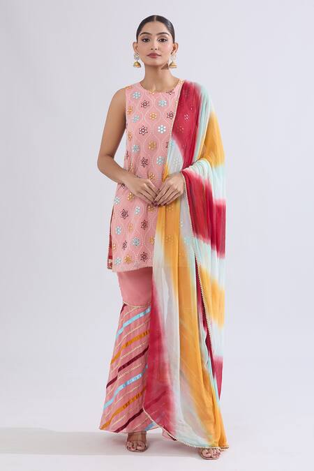 Shop Samyukta Singhania Pink Georgette Mirrors, Embroidery Round Neck Mughal Floral Kurta Set Online at Aza Fashions Shop_Samyukta Singhania_Pink Georgette Mirrors, Embroidery Round Neck Mughal Floral Kurta Set _Online_at_Aza_Fashions