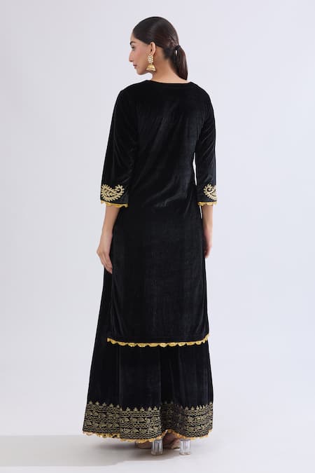 Samyukta Singhania Gota Embellished Black Kurta Skirt Set 