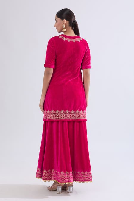 Samyukta Singhania Floral Embroidered Velvet Angarkha Set 