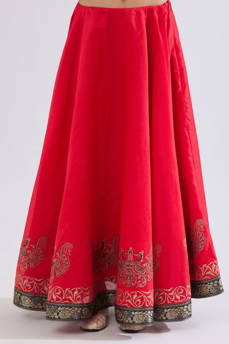 Buy_Samyukta Singhania_Black Silk Zari, Embroidery Round Neck Floral Kurta Set_Online_at_Aza_Fashions