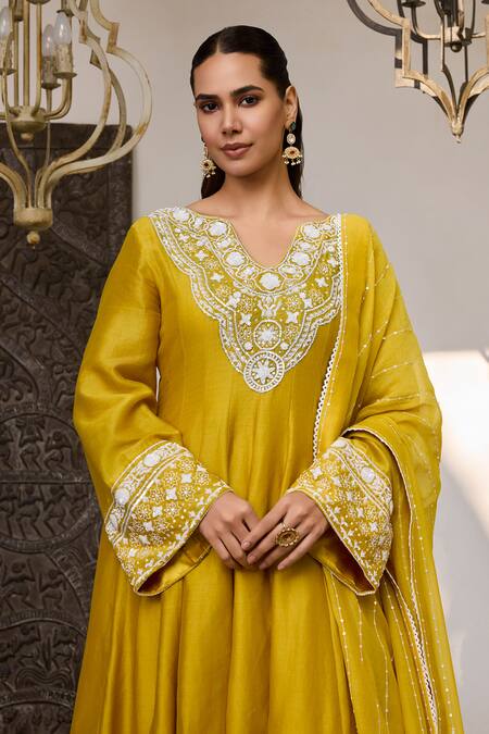 Meesa Yellow Chanderi Silk Sequins, Embroidery Split V-neck Floral Anarkali Set Online at Aza Fashions Meesa_Yellow Chanderi Silk Sequins, Embroidery Split V-neck Floral Anarkali Set _Online_at_Aza_Fashions