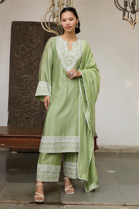 Meesa Floral Embroidered Chanderi Silk Kurta Set 