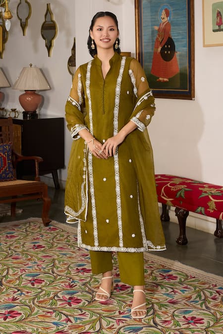 Meesa Floral Sequin Embroidered Kurta Set 