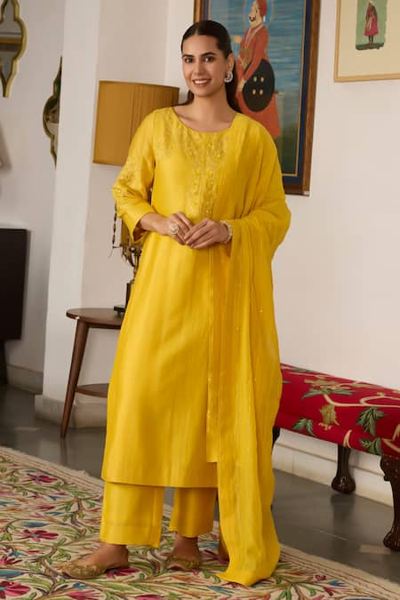 Meesa Yellow Embroidered Kurta Set 