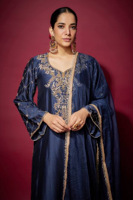 Buy The Aarya Navy Organza, Handloom Cotton Pearls, Blue Mughal Jaal Embroidered Kurta Set Online at Aza Fashions Buy_The Aarya_Navy Organza, Handloom Cotton Pearls, Blue Mughal Jaal Embroidered Kurta Set _Online_at_Aza_Fashions