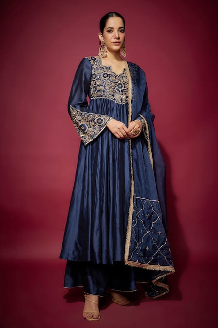 Buy_The Aarya_Blue Organza, Handloom Cotton, Chanderi Pearls, Floral Hand Anarkali Set _Online_at_Aza_Fashions