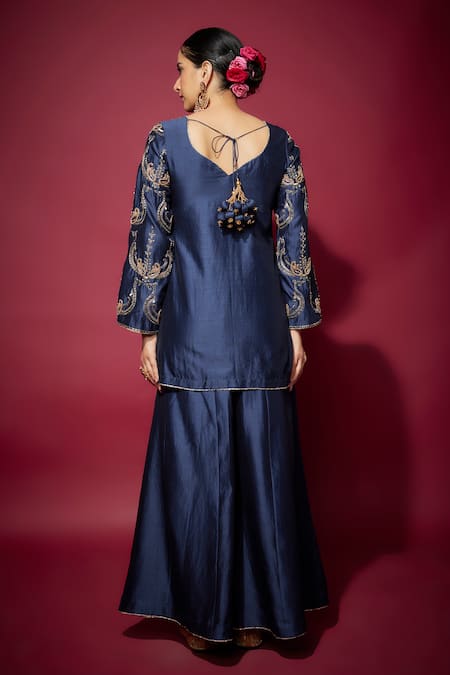 The Aarya Paisley Hand Embroidered Kurta Set