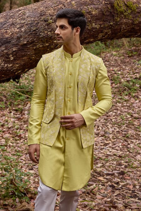 Shop Varun Chakkilam Yellow Twill, Silk, Lycra Embroidery Prism Bloom Bundi Kurta Set at Aza Fashions Shop_Varun Chakkilam_Yellow Twill, Silk, Lycra Embroidery Prism Bloom Bundi Kurta Set _at_Aza_Fashions