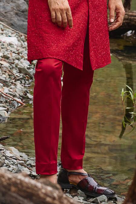 Varun Chakkilam Red Twill, Silk, Lycra Embroidery Gardenia Sherwani Set Online at Aza Fashions Varun Chakkilam_Red Twill, Silk, Lycra Embroidery Gardenia Sherwani Set _Online_at_Aza_Fashions