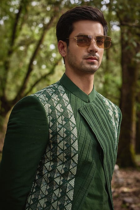 Buy_Varun Chakkilam_Green Twill, Silk, Lycra Embroidery Geometric Crest Jacket Set _Online_at_Aza_Fashions