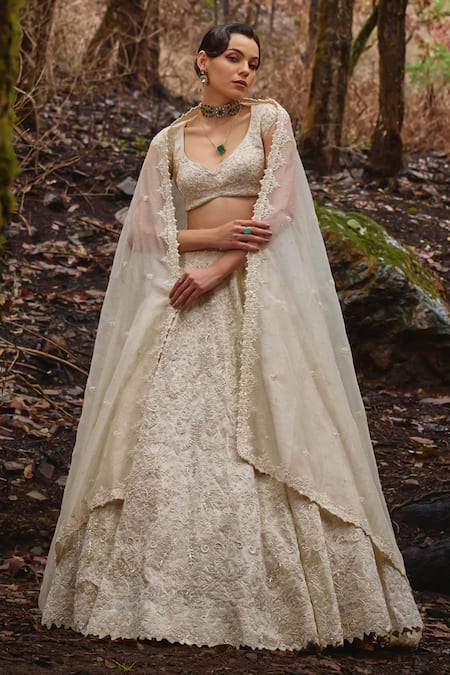 Varun Chakkilam Gardenia Embroidered Lehenga Set 