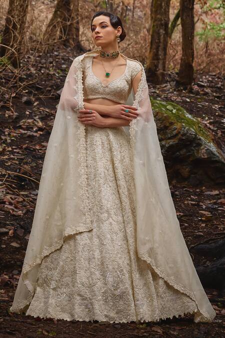 Shop Varun Chakkilam White Organza Embroidery, Beads Split V-neck Gardenia Lehenga Set Online at Aza Fashions Shop_Varun Chakkilam_White Organza Embroidery, Beads Split V-neck Gardenia Lehenga Set _Online_at_Aza_Fashions