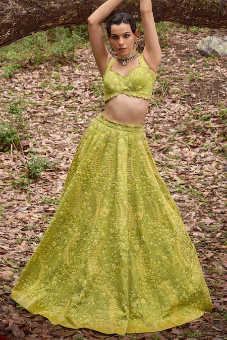 Shop Varun Chakkilam Green Organza Cut Work, Embroidery Sweetheart Neck Bahar Lehenga Set at Aza Fashions Shop_Varun Chakkilam_Green Organza Cut Work, Embroidery Sweetheart Neck Bahar Lehenga Set _at_Aza_Fashions