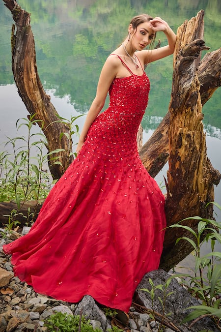 Shop_Varun Chakkilam_Red Organza Sequins Sweetheart Neck 3d Bloom Embroidered Gown _at_Aza_Fashions