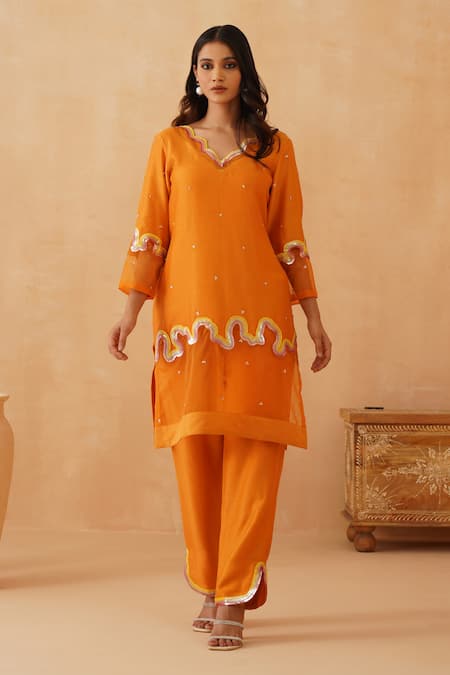 Rishika Singh Orange Chanderi, Organza Sequins V-neck Wave Embroidered Kurta Pant Set Online at Aza Fashions Rishika Singh_Orange Chanderi, Organza Sequins V-neck Wave Embroidered Kurta Pant Set _Online_at_Aza_Fashions