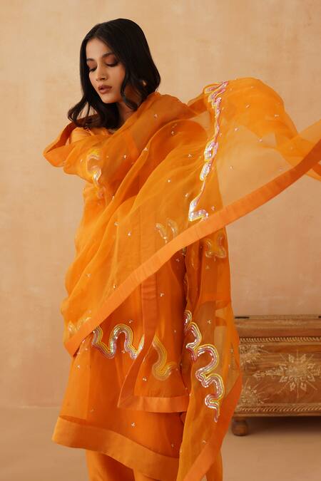Rishika Singh Orange Chanderi, Organza Sequins V-neck Wave Embroidered Kurta Pant Set at Aza Fashions Rishika Singh_Orange Chanderi, Organza Sequins V-neck Wave Embroidered Kurta Pant Set _at_Aza_Fashions