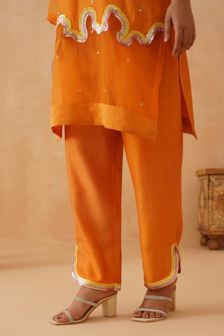 Buy Rishika Singh Orange Chanderi, Organza Sequins V-neck Wave Embroidered Kurta Pant Set Buy_Rishika Singh_Orange Chanderi, Organza Sequins V-neck Wave Embroidered Kurta Pant Set