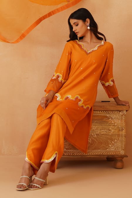 Shop Rishika Singh Orange Chanderi, Organza Sequins V-neck Wave Embroidered Kurta Pant Set Shop_Rishika Singh_Orange Chanderi, Organza Sequins V-neck Wave Embroidered Kurta Pant Set