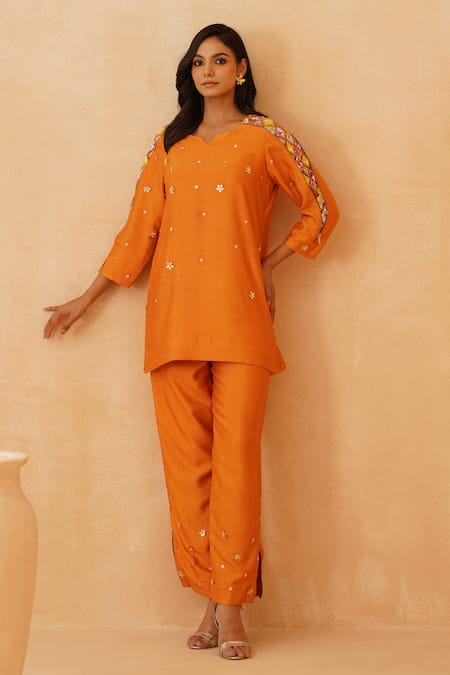 Rishika Singh Chitta Work Short Kurta & Pant Set 