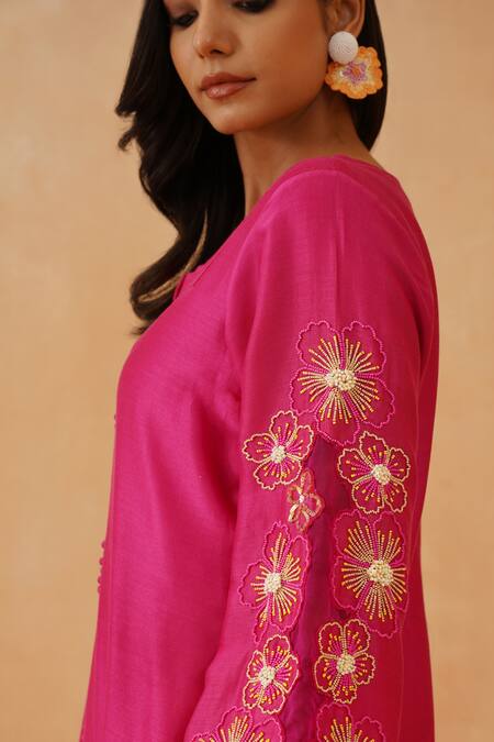 Rishika Singh Pink Chanderi Beads Round Neck Floral Kurta Set at Aza Fashions Rishika Singh_Pink Chanderi Beads Round Neck Floral Kurta Set _at_Aza_Fashions