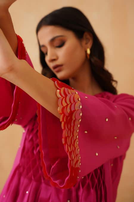 Buy_Rishika Singh_Pink Chanderi Beads V-neck Honeycomb Smocked Yoke Peplum Kurta Set _Online_at_Aza_Fashions