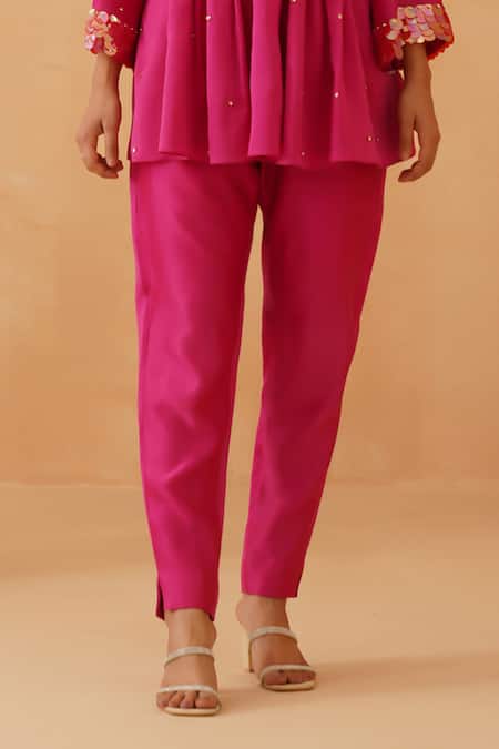 Buy_Rishika Singh_Pink Chanderi Beads V-neck Honeycomb Smocked Yoke Peplum Kurta Set 