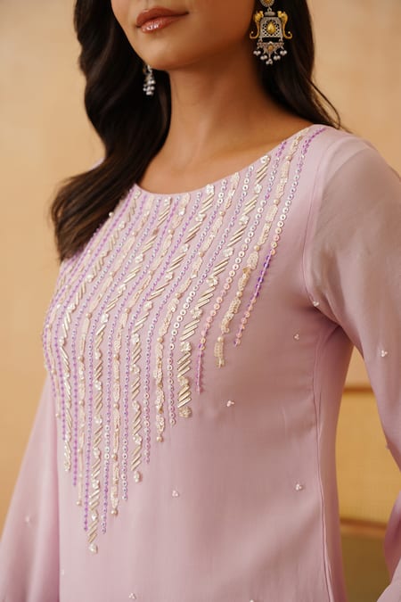 Buy_Rishika Singh_Purple Crepe Pearls, Sequins Boat Neck Lilac And Embroidered Kurta Set 