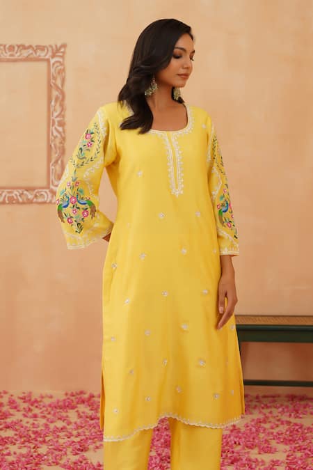 Buy_Rishika Singh_Yellow Chanderi Beads Round Neck Peacock Embroidered Kurta Set _Online_at_Aza_Fashions