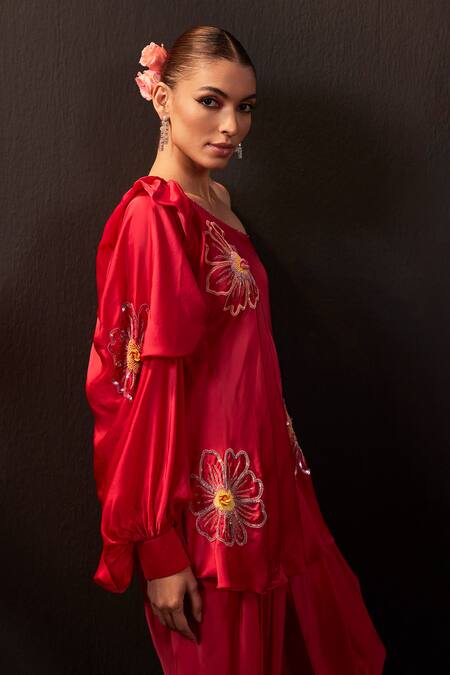 Rishika Singh_Red Bamboo Embroidery, Sequins One Shoulder Resham And Kurta Set _Online_at_Aza_Fashions