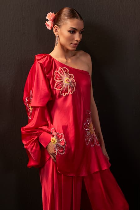 Rishika Singh_Red Bamboo Embroidery, Sequins One Shoulder Resham And Kurta Set _at_Aza_Fashions