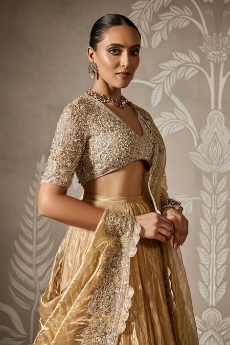Shop Ridhi Mehra Gold Net, Tissue Sequins, Pearls V-neck Scallop Lace Lehenga Set Online at Aza Fashions Shop_Ridhi Mehra_Gold Net, Tissue Sequins, Pearls V-neck Scallop Lace Lehenga Set _Online_at_Aza_Fashions