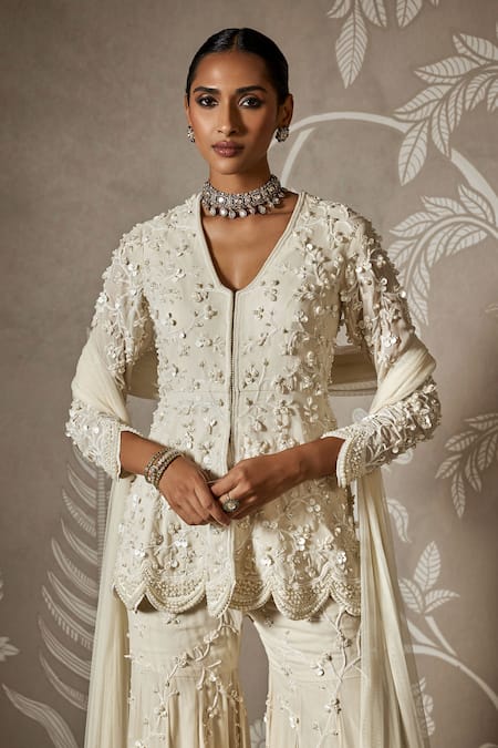 Ridhi Mehra Ivory Georgette, Net Pearls V-neck Vine Embroidered Peplum Kurta Set Online at Aza Fashions Ridhi Mehra_Ivory Georgette, Net Pearls V-neck Vine Embroidered Peplum Kurta Set _Online_at_Aza_Fashions