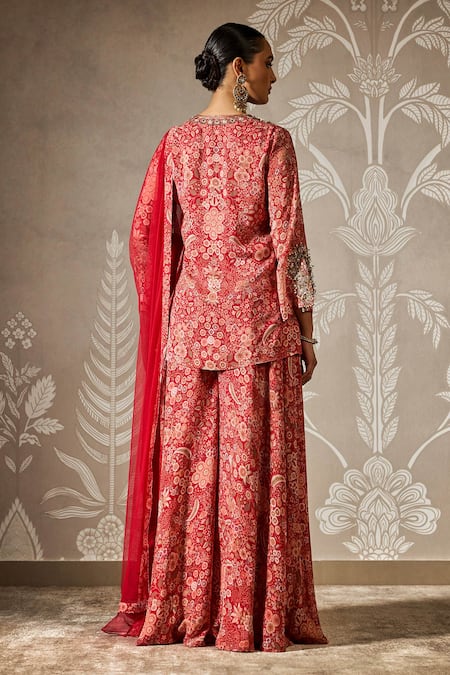 Ridhi Mehra Gul Print Red Short Kurta Set 