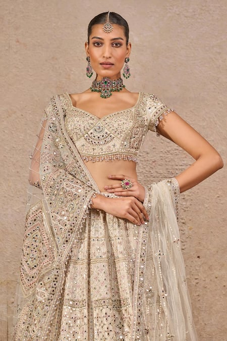 Tarun Tahiliani_Ivory Chanderi Mirrors, Sequins, Embroidery Sweetheart Neck Bridal Lehenga Set _Online_at_Aza_Fashions
