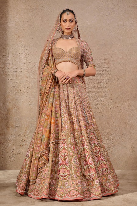 Tarun Tahiliani Aari Embroidered Bridal Lehenga Set 