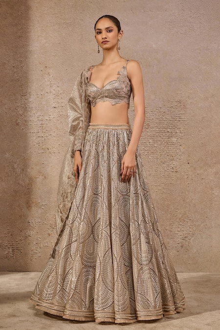 Shop_Tarun Tahiliani_Ivory Tulle, Tissue Sequins Sweetheart Neck Embroidered Lehenga Set _Online_at_Aza_Fashions