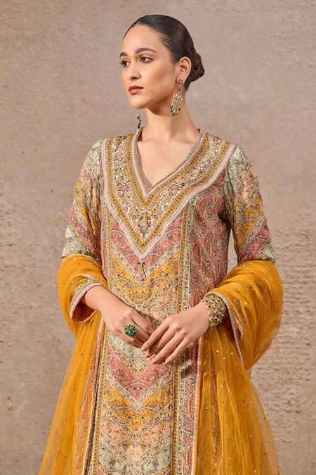 Tarun Tahiliani_Multi Color Silk, Tulle, Tissue Gota Multicolor Paisley Embellished Kurta Set _Online_at_Aza_Fashions