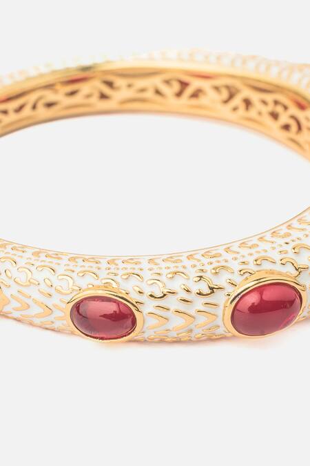 Buy Vivinia By Vidhi Mehra Red Zari Zircon And Synthetic Ruby Enamelled Kada Bangle Online at Aza Fashions Buy_Vivinia By Vidhi Mehra_Red Zari Zircon And Synthetic Ruby Enamelled Kada Bangle _Online_at_Aza_Fashions