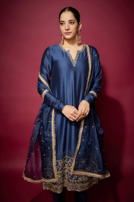 Buy The Aarya Blue Organza, Chanderi, Handloom Cotton Sequins, Zari, Floral Zardozi Kurta Set Online at Aza Fashions Buy_The Aarya_Blue Organza, Chanderi, Handloom Cotton Sequins, Zari, Floral Zardozi Kurta Set _Online_at_Aza_Fashions